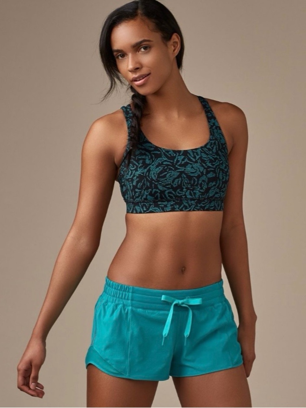Lululemon Energy Bra
Thrive Viridian Green Black size 6 EUC